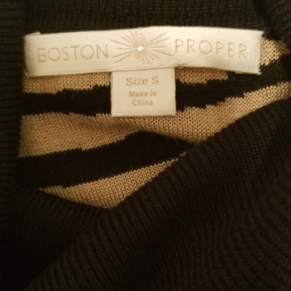 Sweater - Picture 3 of 3